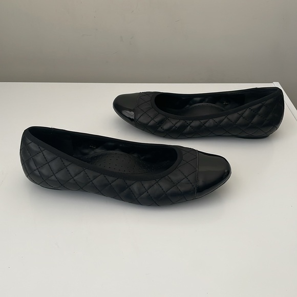 Van Eli Black Leather Quilted Ballet Flats size 7.5W Slip on Cap Toe - Picture 3 of 11